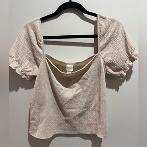 H&M cream short sleeve top in size L
